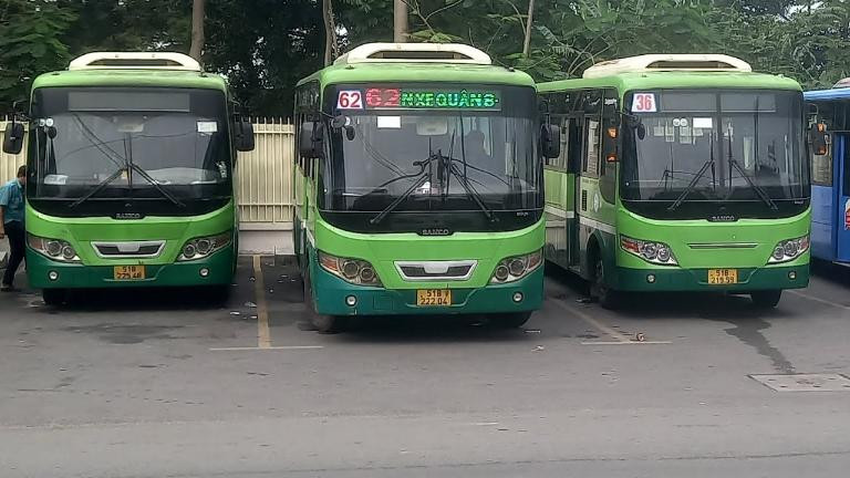 Xe buýt tuyến 62 khởi hành từ Bến xe Quận 8
