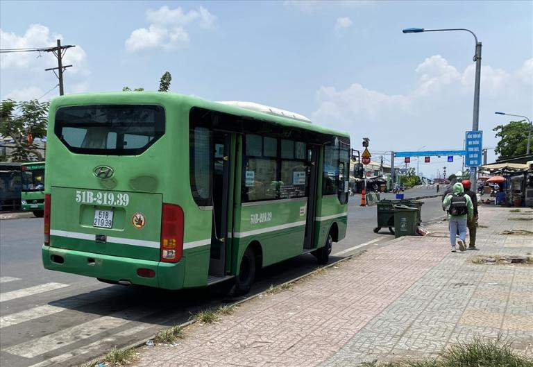 Xe buýt tuyến 79 từ Bến xe Củ Chi Sài Gòn đi Khu di tích Bến Dược