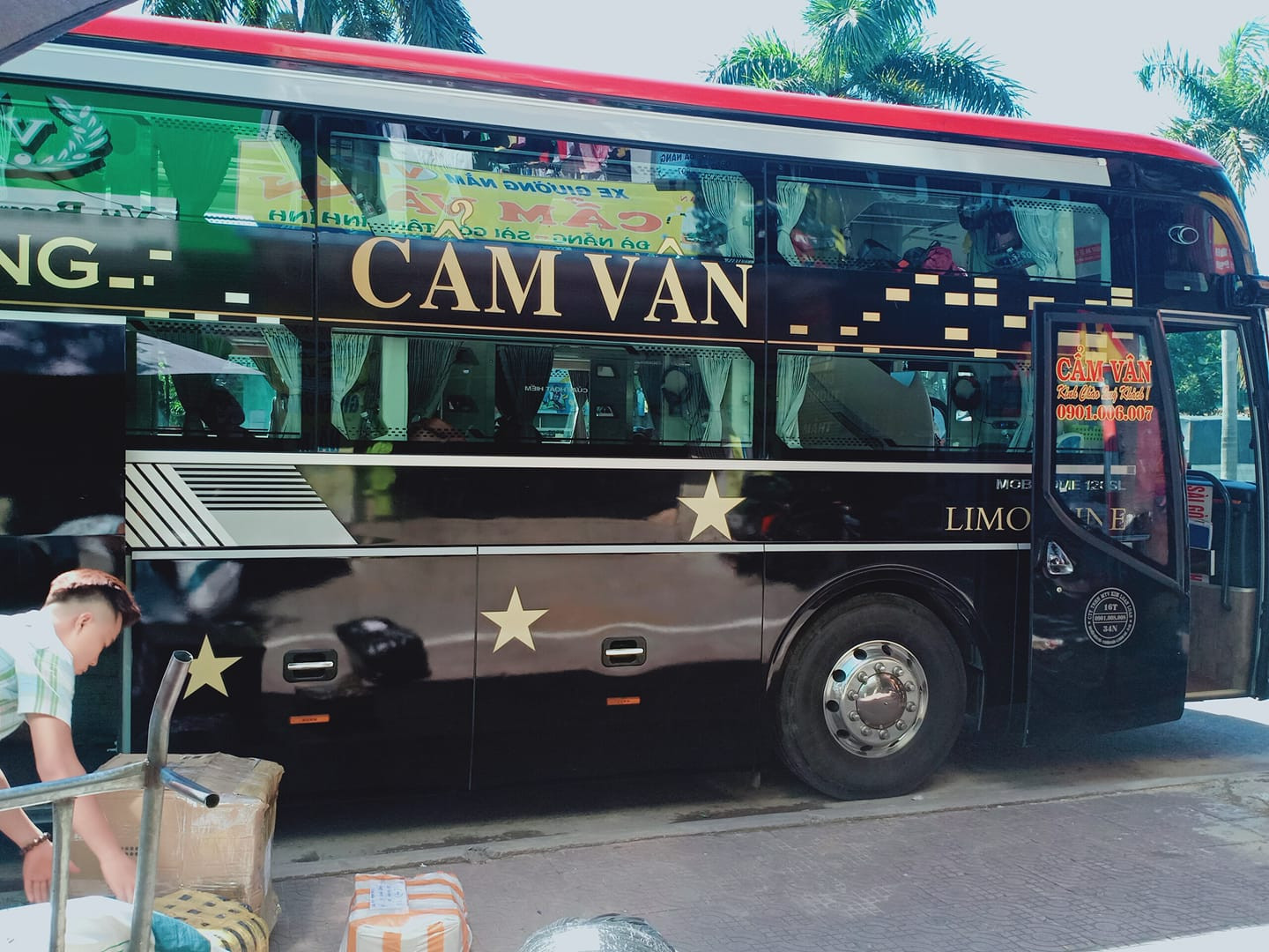 Xe Cẩm Vân hoạt động trên chặng Đà Nẵng Sài Gòn