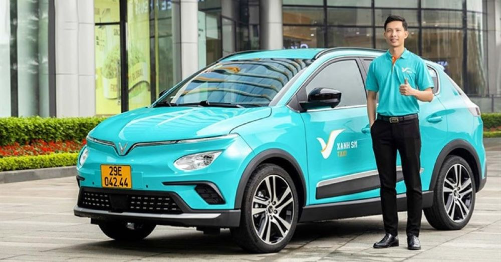 Xe điện VinFast là phương tiện chủ yếu của hãng taxi Xanh SM Thái Bình