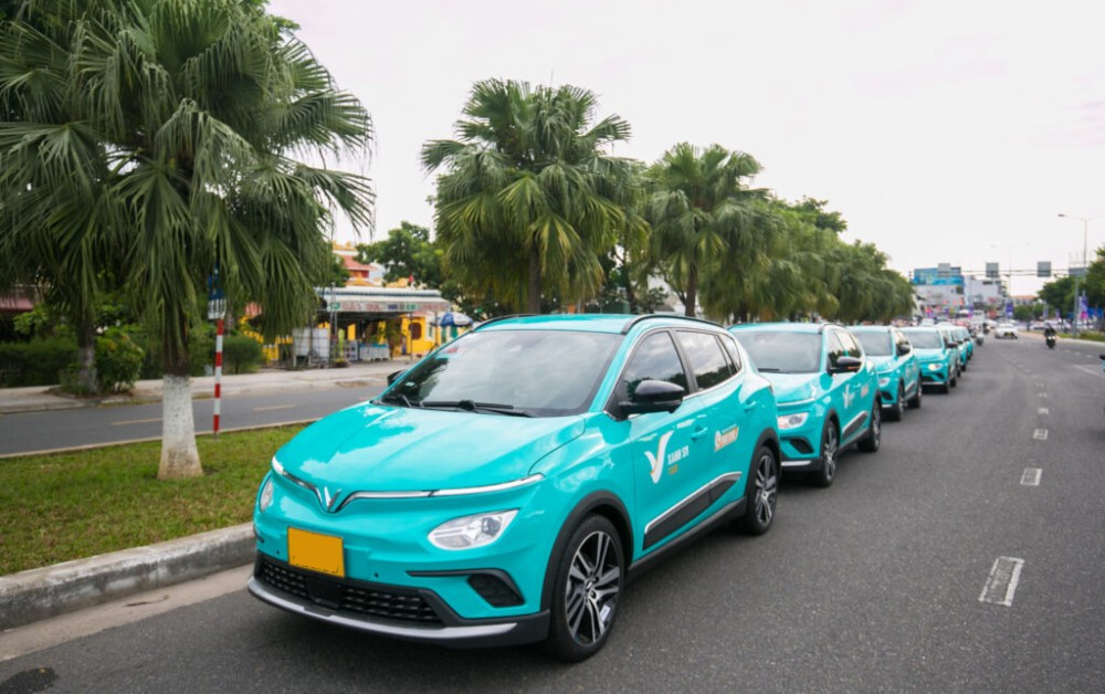Xe điện Xanh SM tiên phong dịch vụ taxi xanh Quảng Trị