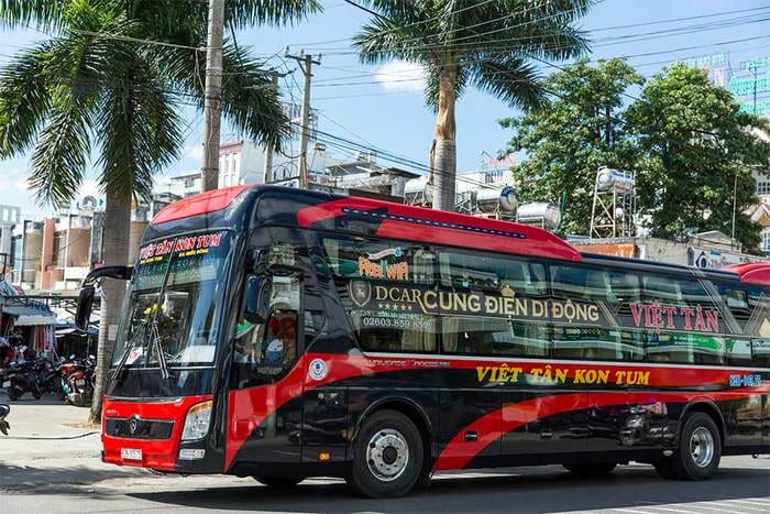Nhà xe Gia Lai Đà Lạt Việt Tân chuyên vận chuyển hành khách và hàng hóa với sự hỗ trợ nhiệt tình Nhà xe Gia Lai Đà Lạt Việt Tân chuyên vận chuyển hành khách và hàng hóa với sự hỗ trợ nhiệt tình