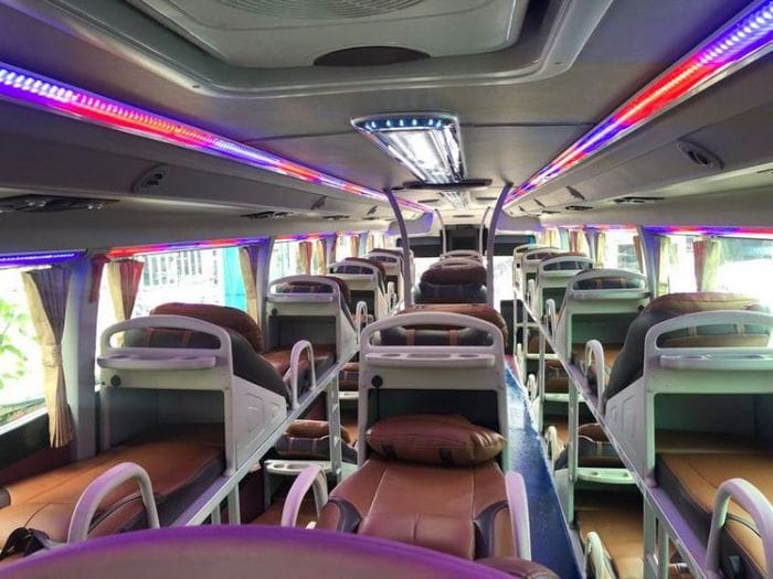 Xe Gia Lai đi Sài Gòn thường có hành trình dài từ 10 – 12 tiếng nên đa phần đều là xe giường nằm Xe Gia Lai đi Sài Gòn thường có hành trình dài từ 10 – 12 tiếng nên đa phần đều là xe giường nằm