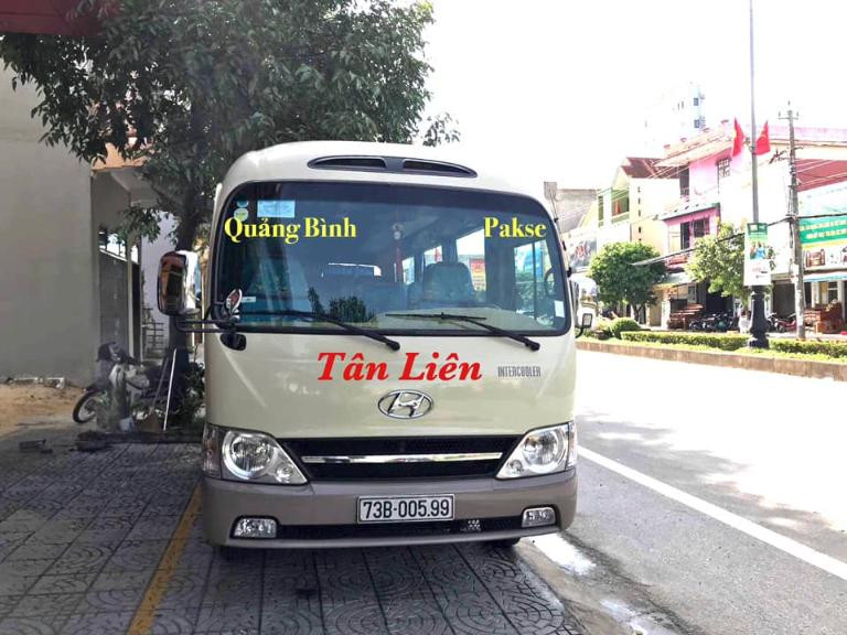 Xe giường nằm cao cấp chuyên tuyến quốc tế Đồng Hới - Lào