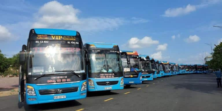 Xe giường nằm chất lượng cao trên tuyến Bến xe Năm Căn đi TP. Hồ Chí Minh