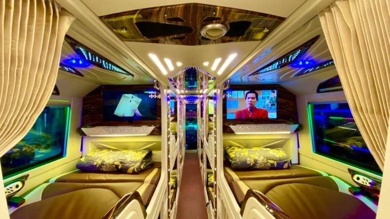 Xe khách Bằng Phấn giường phòng cao cấp