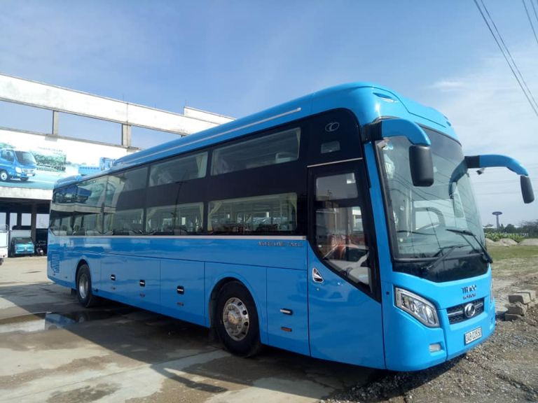 Xe khách Chiến Viên phục vụ hành khách tuyến Hà Nội Bắc Kạn