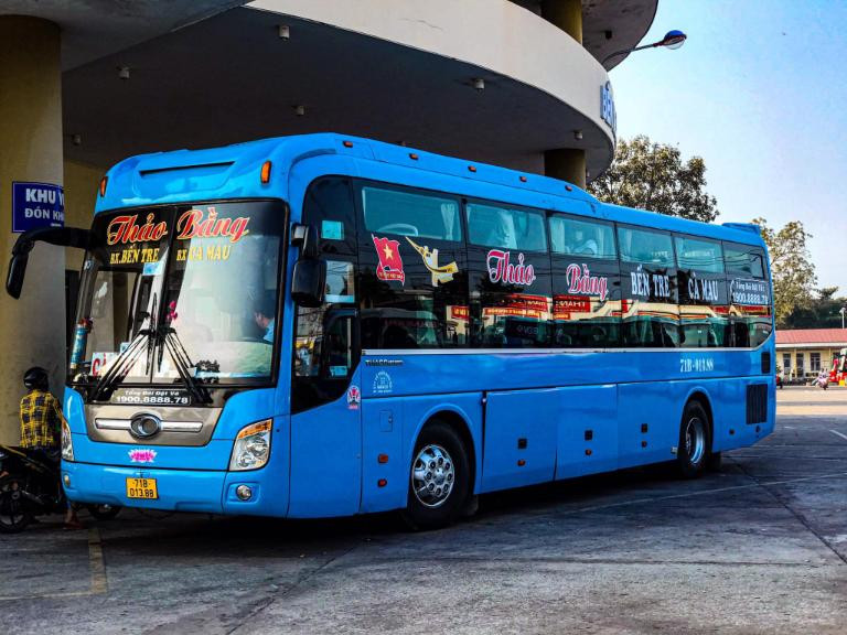 Xe khách của nhà xe Thảo Bằng tại Bến xe Bạc Liêu