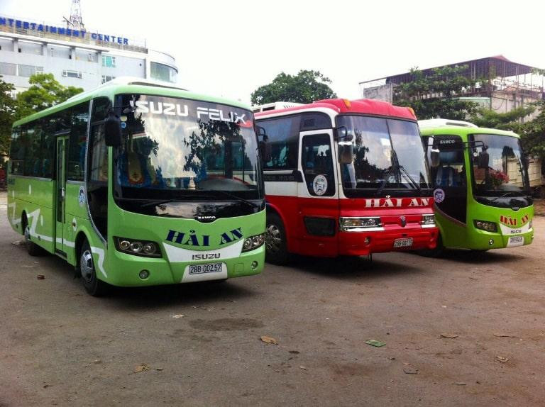 Xe khách đi các tỉnh Đông Bắc từ bến xe Hòa Bình