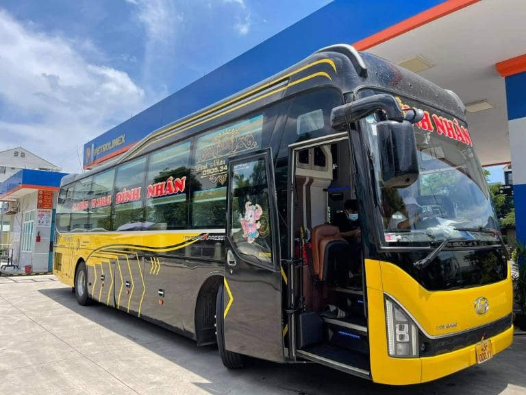 Xe khách Đình Nhân đảm bảo hành trình an toàn