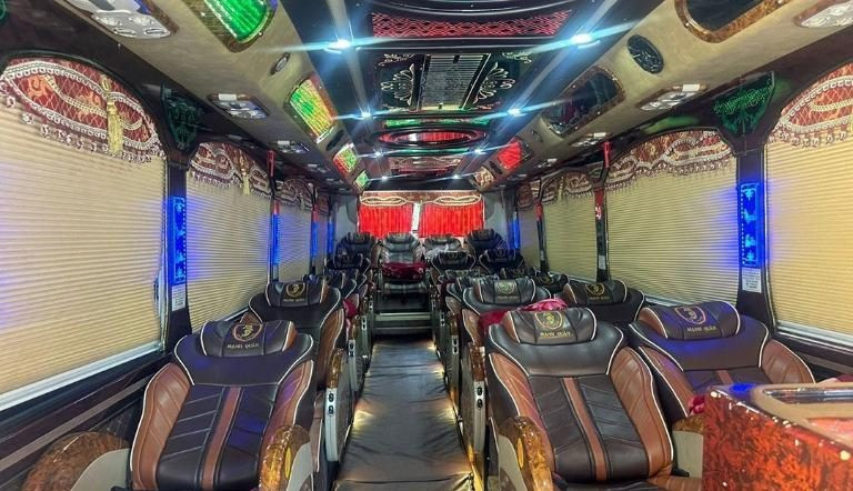 Xe khách Hà Nội Hà Giang loại cabin riêng tư