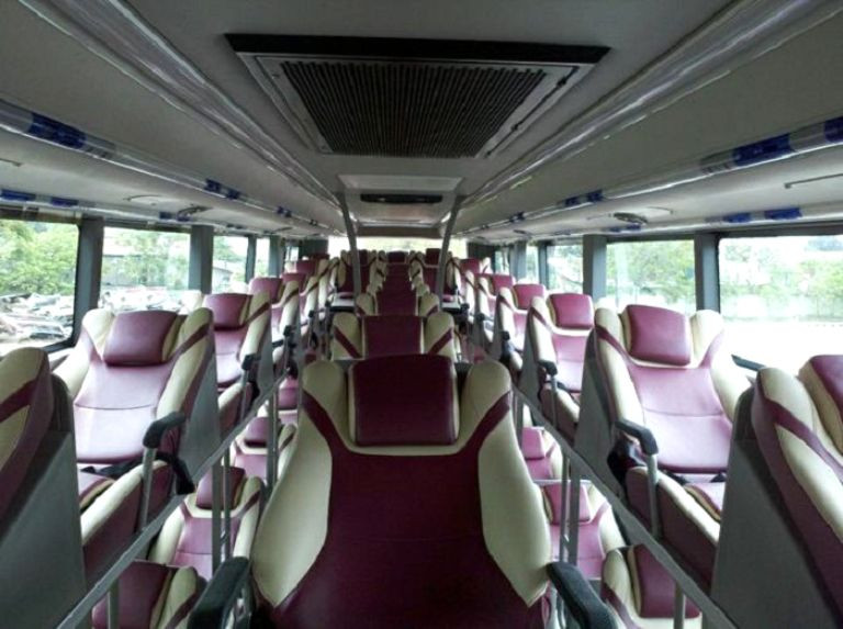 Xe khách Hiệp Tiến