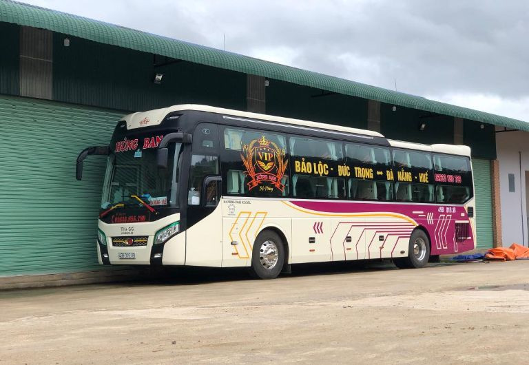 Xe khách Hùng Ban trên tuyến Hải Phòng Bình Dương