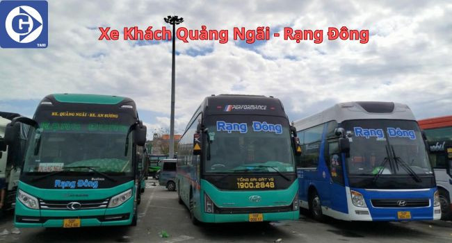 Xe Khách Quảng Ngãi đậu tại bến
