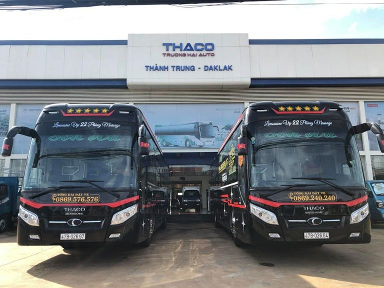 Xe khách Sơn Hà với nhiều màu sắc đa dạng chạy tuyến Hải Phòng Đà Nẵng