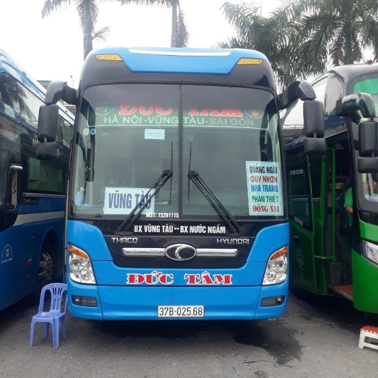 Xe khách Tâm Đức có nhà vệ sinh khép kín