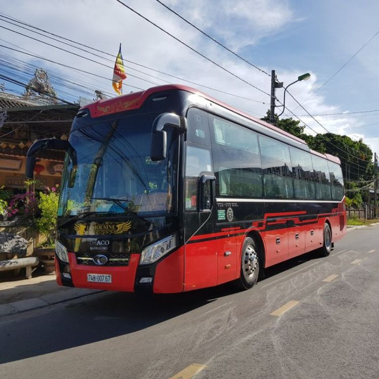 Xe khách Tân Ngọc Trinh