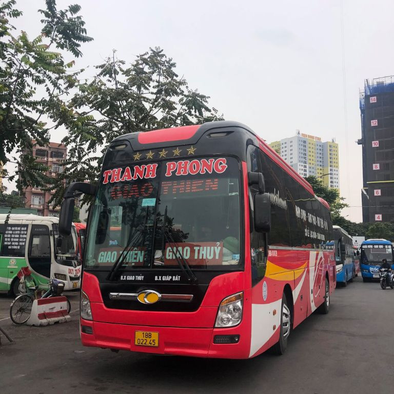 Xe khách Thanh Phong phục vụ tuyến Đà Lạt Kiên Giang