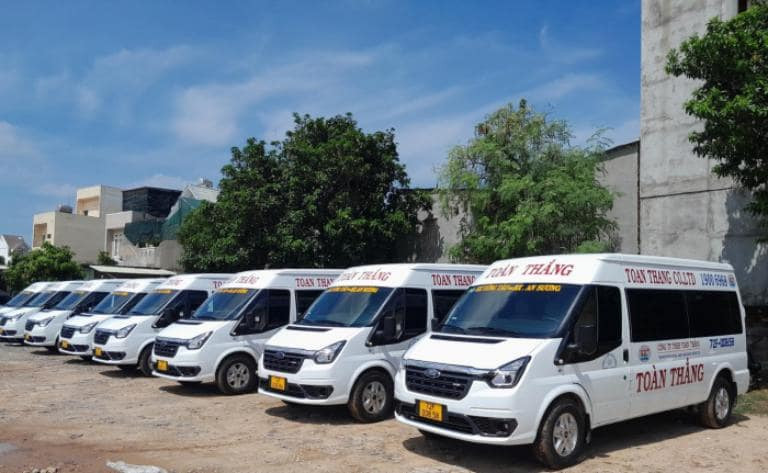 Xe khách Toàn Thắng hoạt động trên tuyến Sài Gòn - Vũng Tàu
