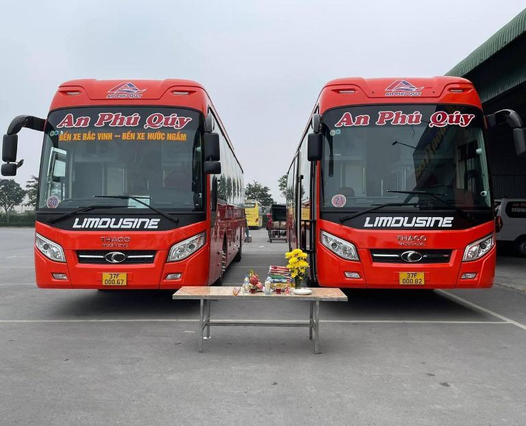Xe limousine An Phú Quý sang trọng trên tuyến Ninh Bình Cửa Lò