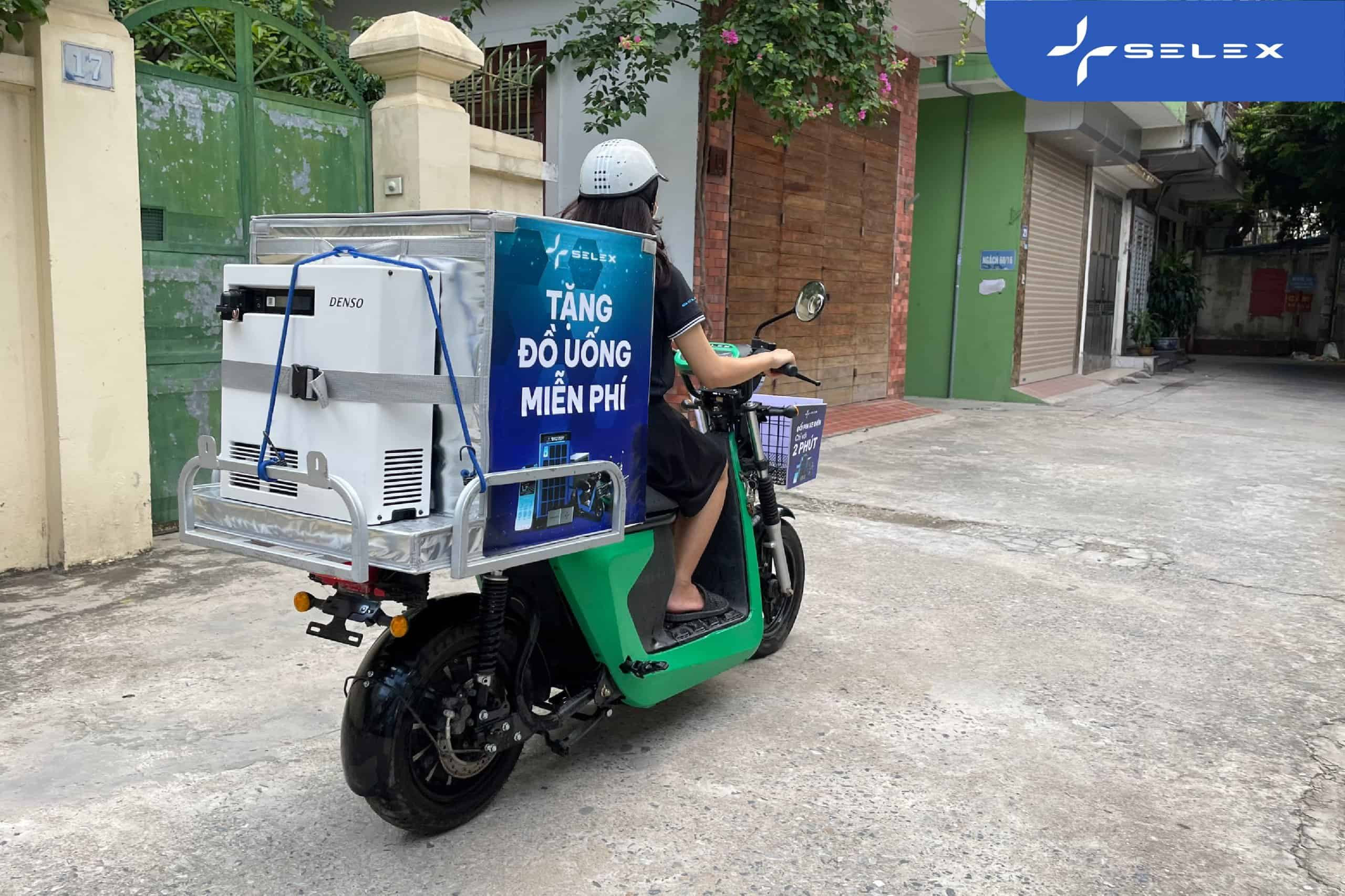 Xe máy điện Selex Camel với thùng lạnh chuyên dụng cho hoạt động bán hàng lưu động