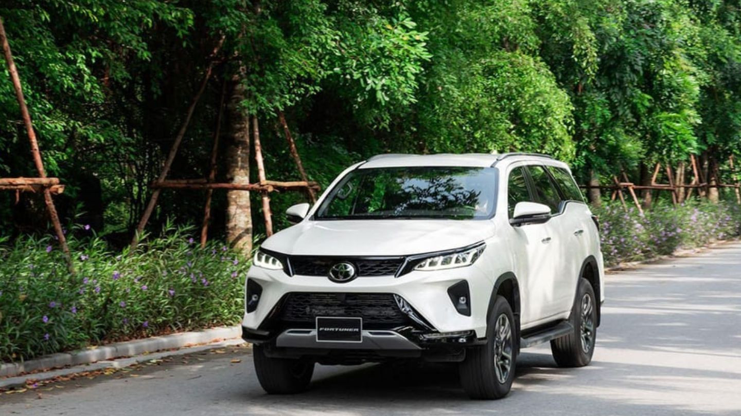 Xe ô tô riêng chất lượng cao từ sân bay Nội Bài đến Sapa