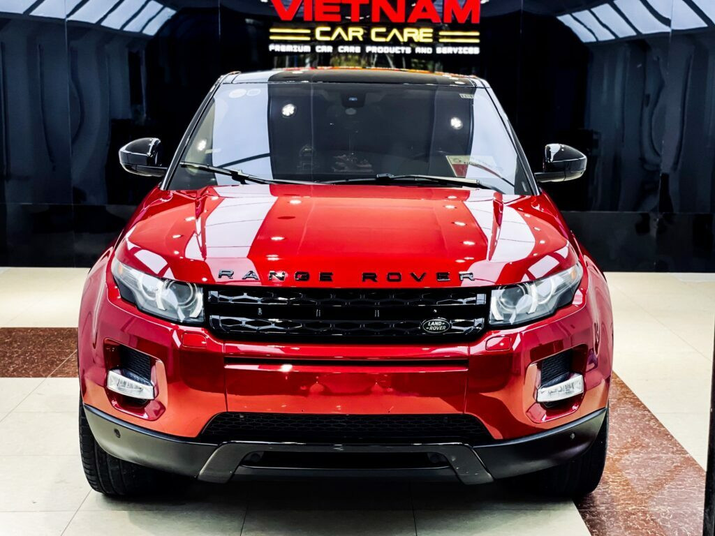 Xe ô tô sau khi phủ ceramic sáng bóng