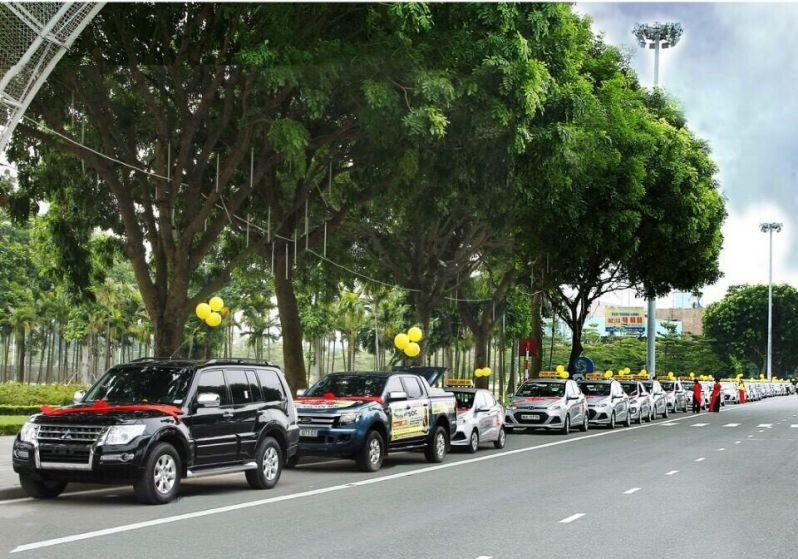 Xe taxi 56 Vĩnh Phúc chờ đón khách