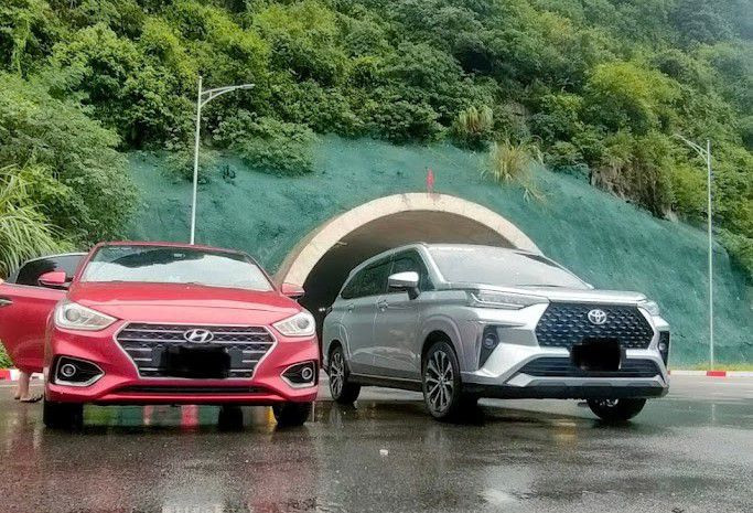 Xe taxi 56 Vĩnh Phúc trên đường phố Vĩnh Yên