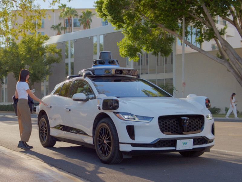 Xe taxi Anh Trường Đông Anh được kiểm tra định kỳ