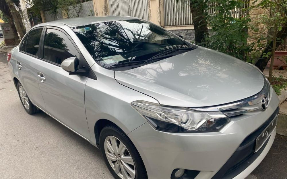 Xe taxi của Dũng Lương Vĩnh Bảo trên đường