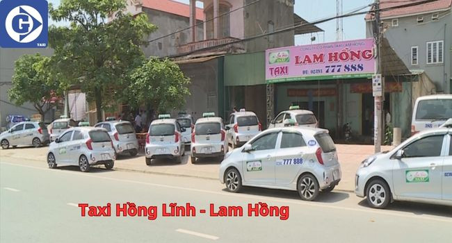 Xe taxi màu trắng của hãng Lam Hồng
