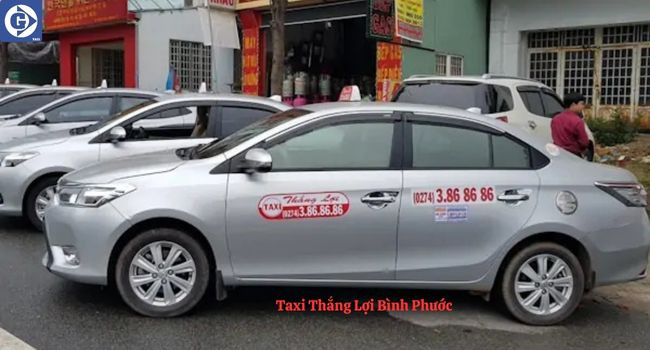 Xe taxi màu vàng trắng của Thắng Lợi