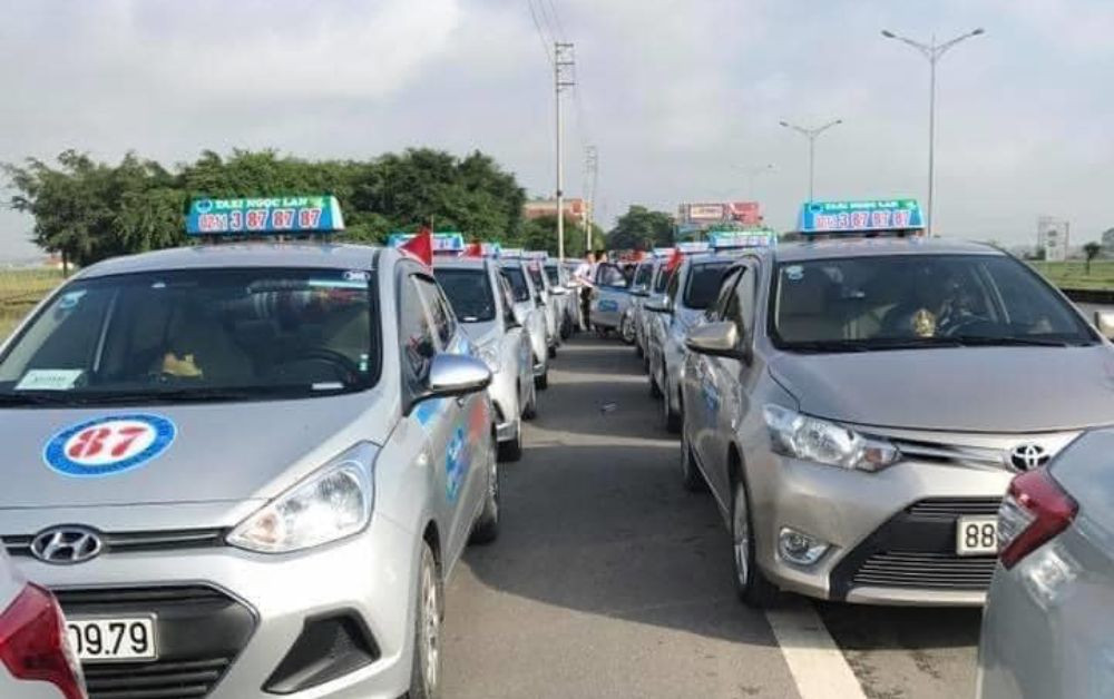 Xe taxi Ngọc Lan tại Yên Lạc Vĩnh Phúc sẵn sàng phục vụ khách hàng