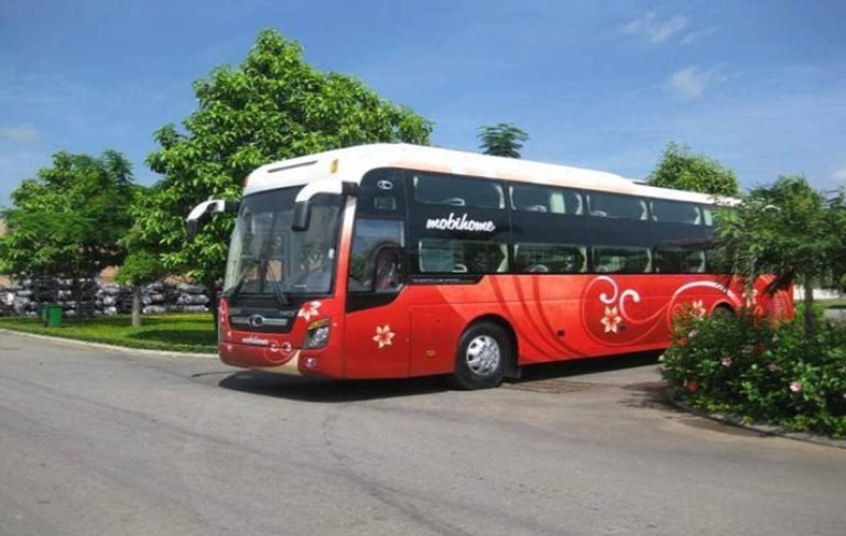 Xe trung chuyển của nhà xe Thảo Hồng tại Đà Lạt và Vũng Tàu
