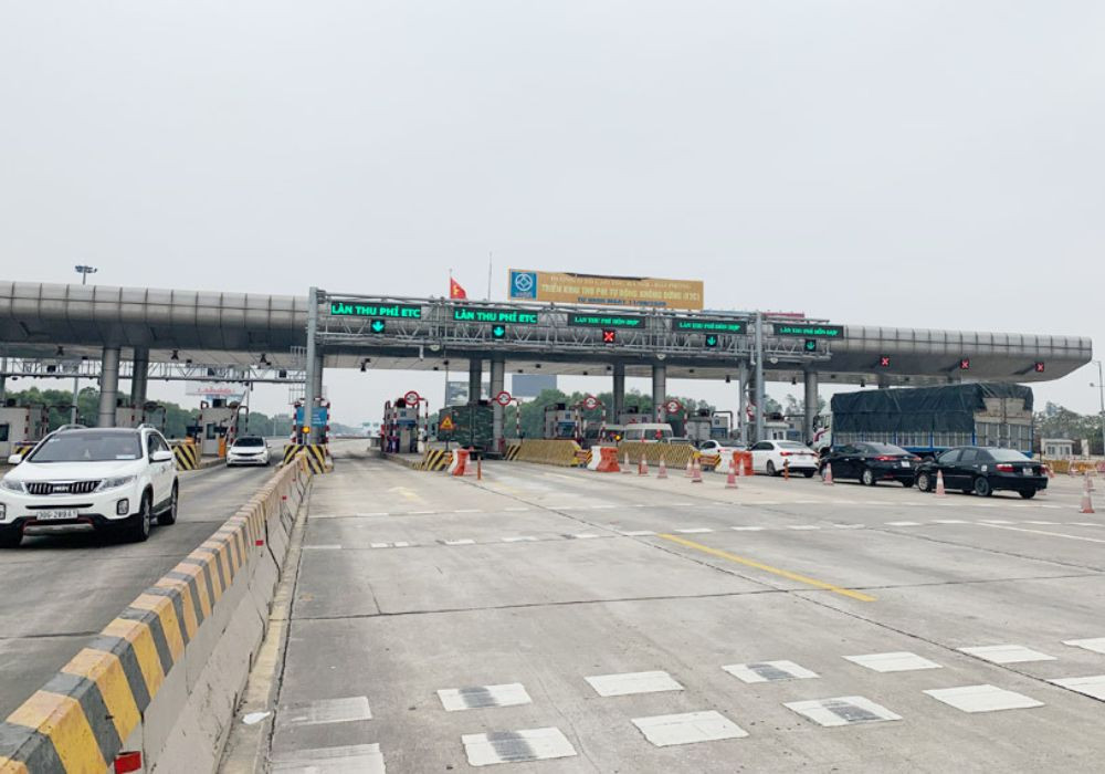 Xe vi phạm đi nhầm làn thu phí ETC có thể bị xử phạt hành chính