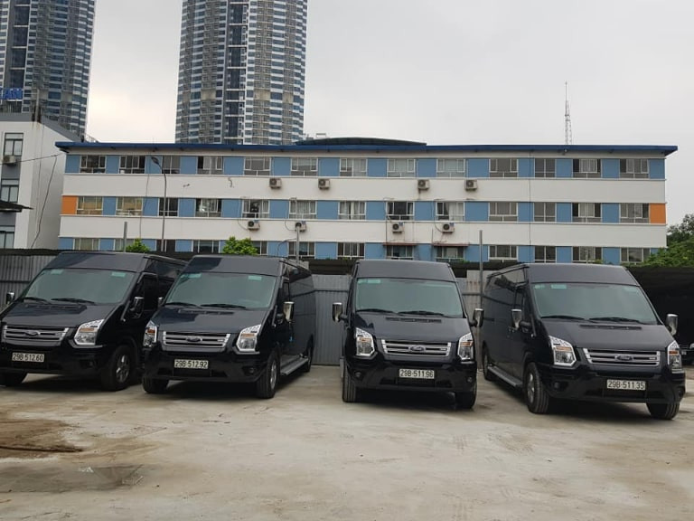 Xe VIP Nhanh phục vụ hành khách tuyến Hải Phòng Hà Nội