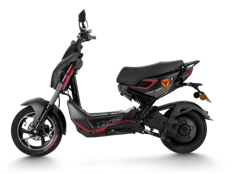YADEA Xmen Neo màu đỏ - Sức mạnh đích thực cho phái mạnh